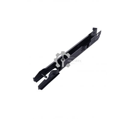 GUIA DE PARAGOLPE W203 LADO ACOMPAÑANTE 