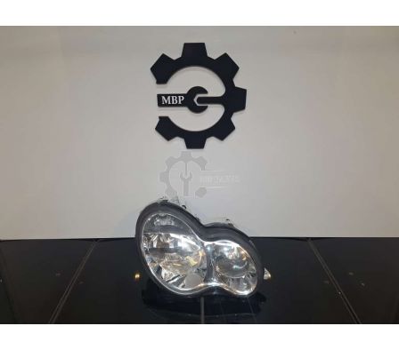 FARO DELANTERO CLASE C W203 2005 2007 LADO ACOMPAÑANTE